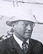 Harold Vanderbilt conducts business meetings on luxury private railcar NYC-3